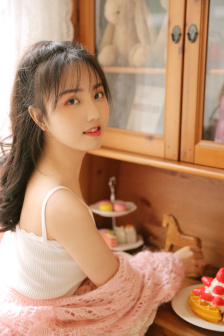 韩国女星张紫妍